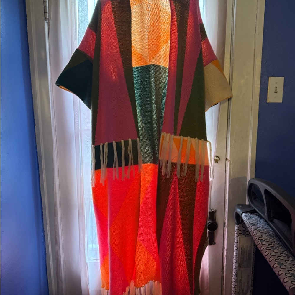 Colorful Geometric Patterned poncho kimono